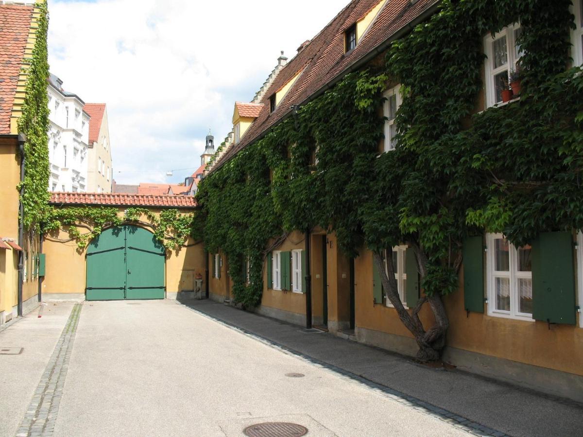 Augsburg Hotelturm Екстер'єр фото